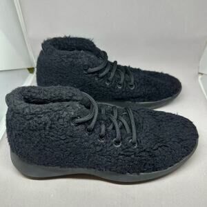 Allbirds Wool Fluff Black Sherpa High Top Runners Shoes Womens 9 NWOT